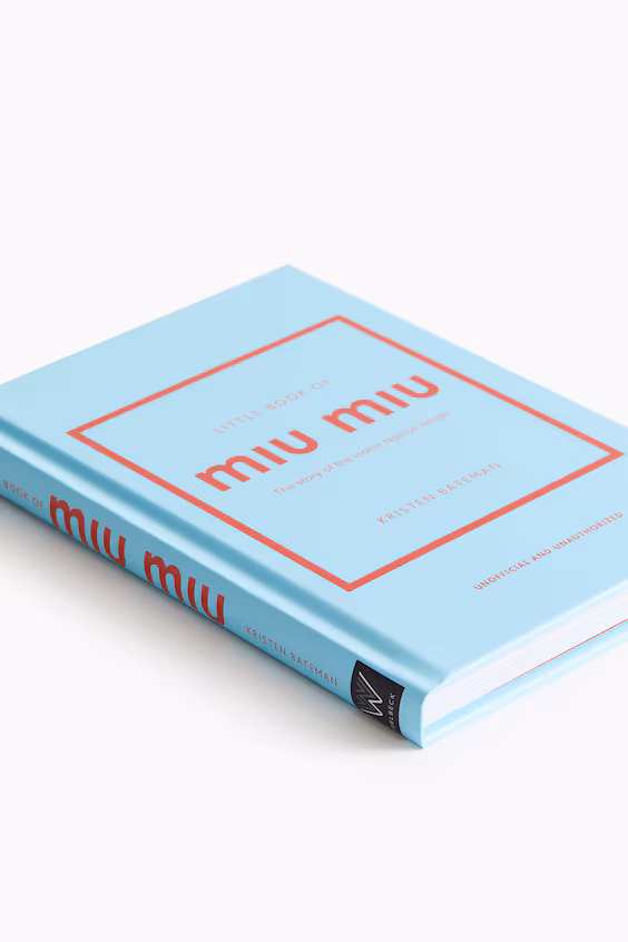 Маленькая книга о miu miu