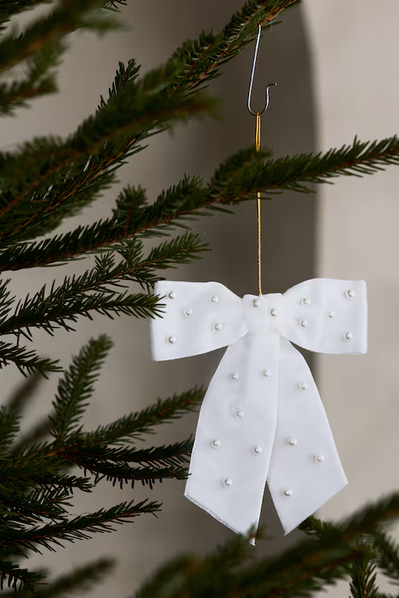 Большая декоративная бусина банта