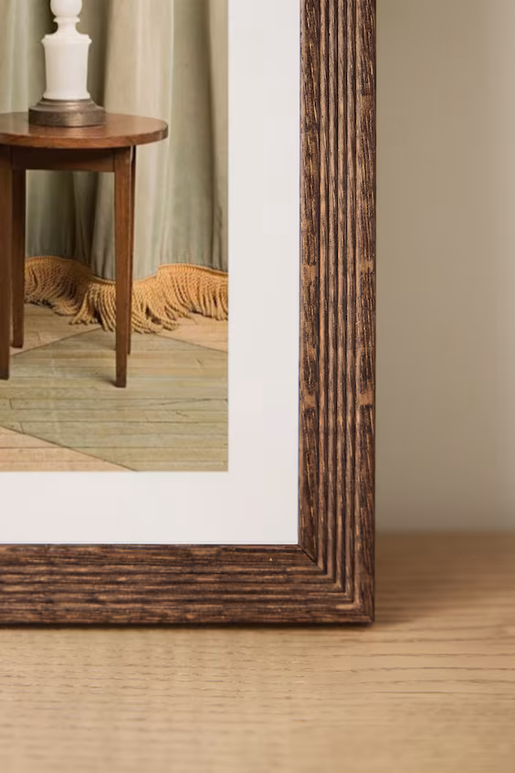 Молдинг с пазами