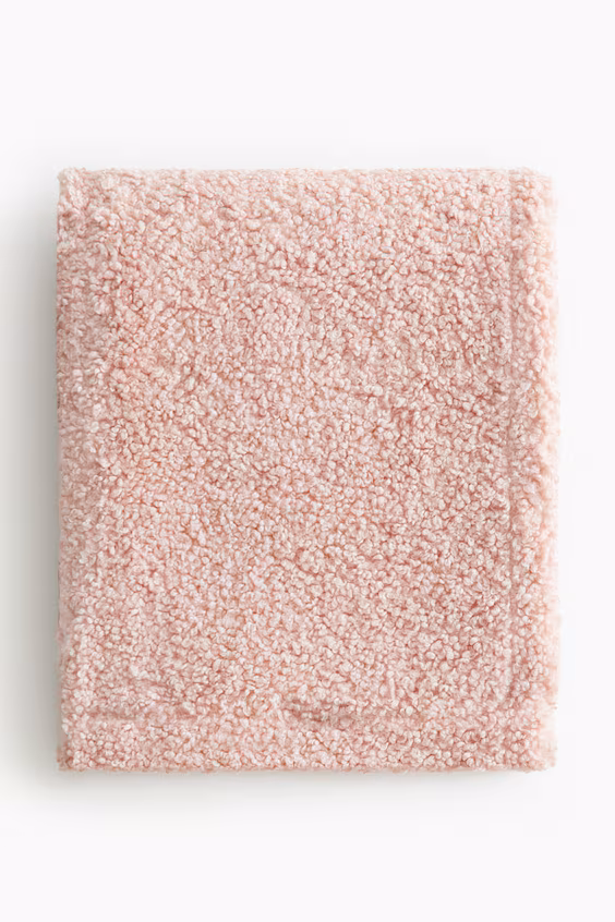 Плед из мягкого плюша