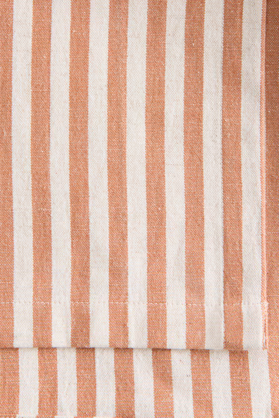 Полотенце на стол из смеси льна