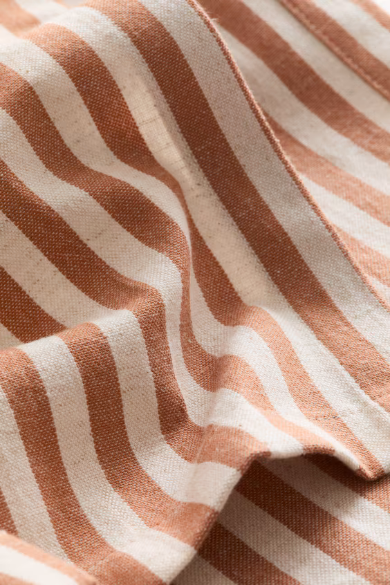 Полотенце на стол из смеси льна