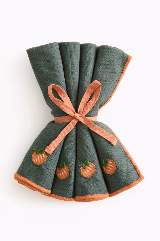 Набор из 4 вышитых салфеток