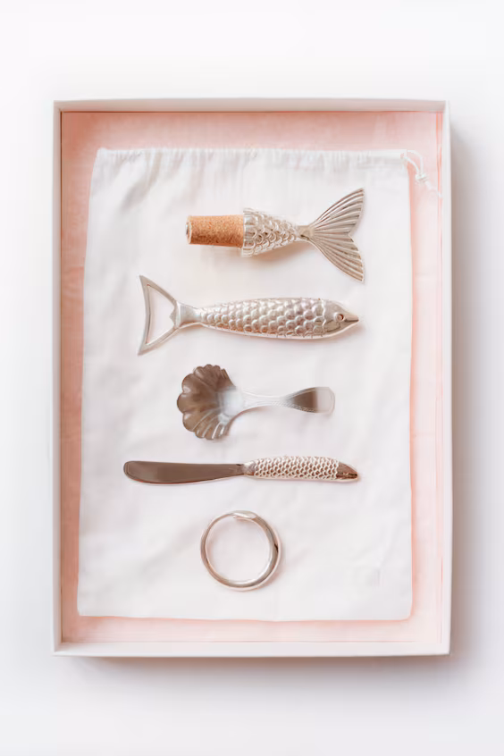 Серебристое кольцо для салфеток