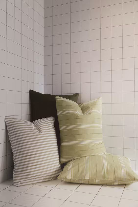 Наволочка в полоску из хлопковой ткани