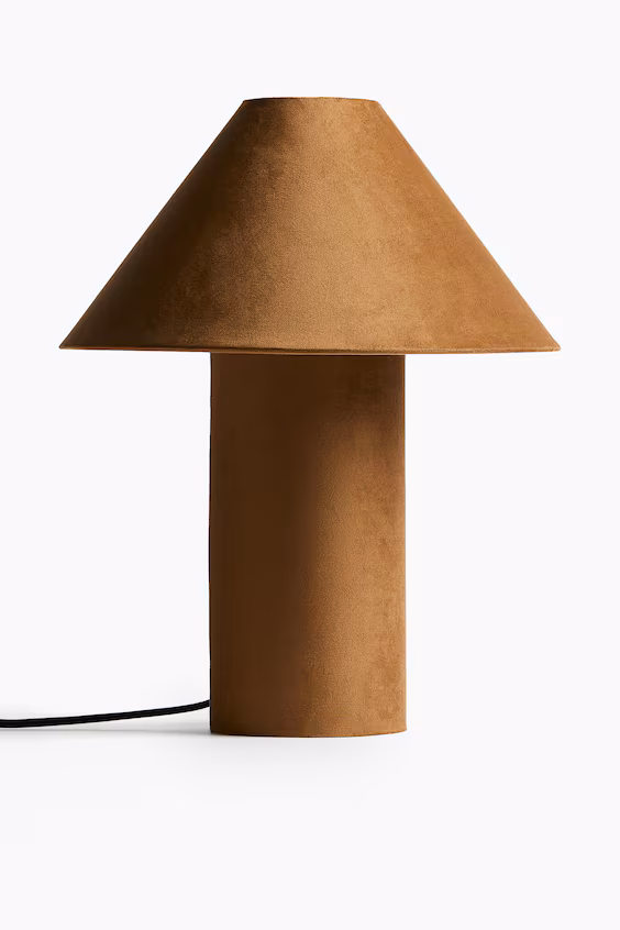 Настольная лампа из букле