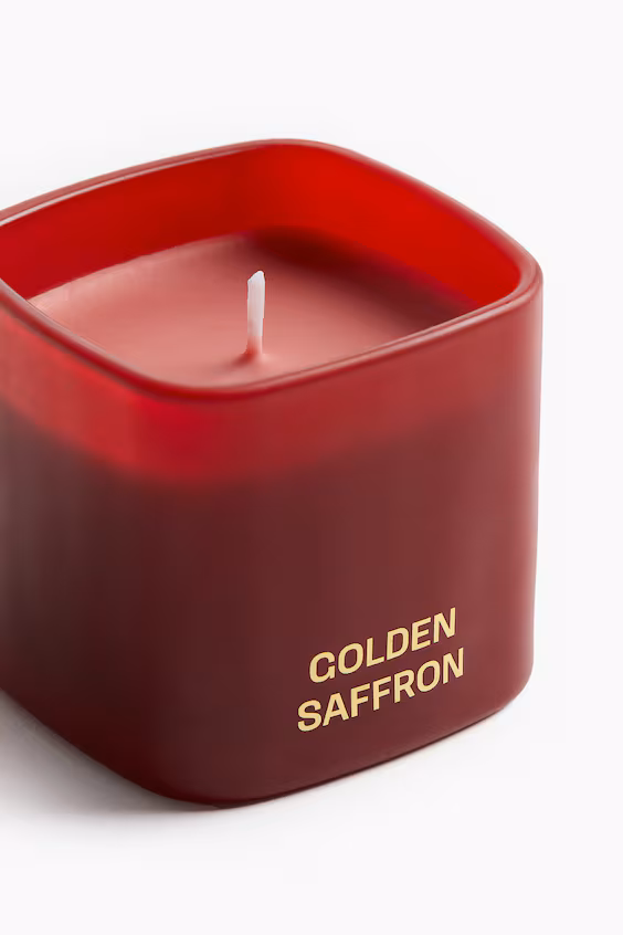 Ароматическая свеча в стеклянном контейнере