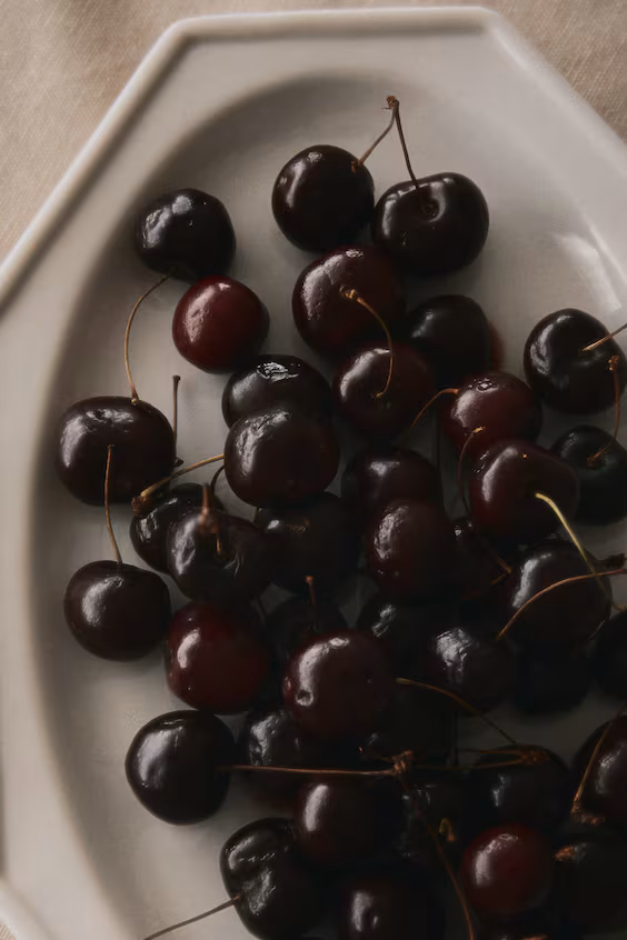 Маленькая пиала из фарфора