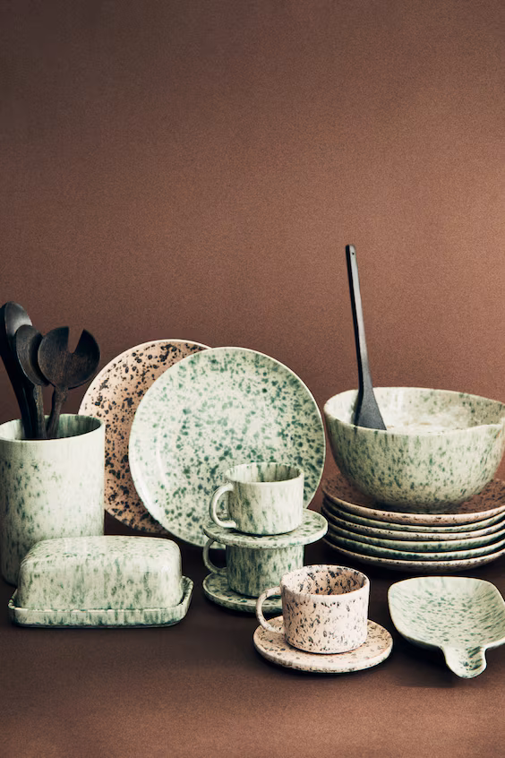 Кружка и блюдце с реактивной глазурью