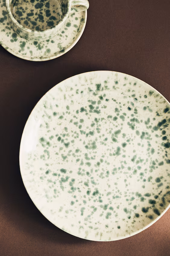 Закусочная тарелка из керамики грес