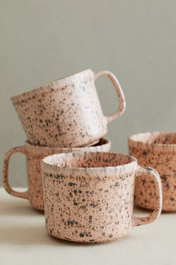 Керамическая гресовая кружка с реактивной глазурью