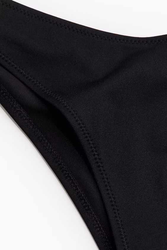 Бразильские трусики для бикини