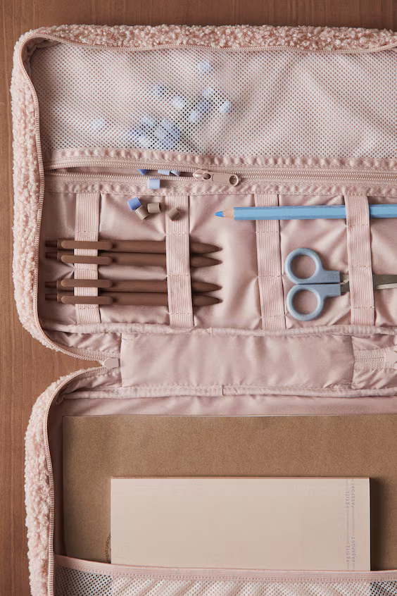 Футляр из мягкого плюша