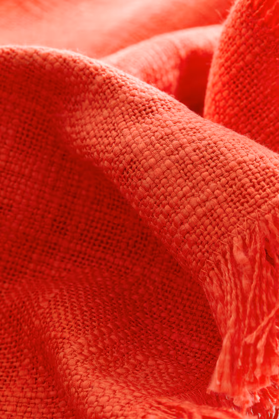 Чехол на подушку из ткани фламме