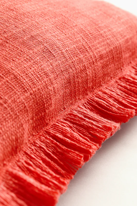 Чехол на подушку из ткани фламме