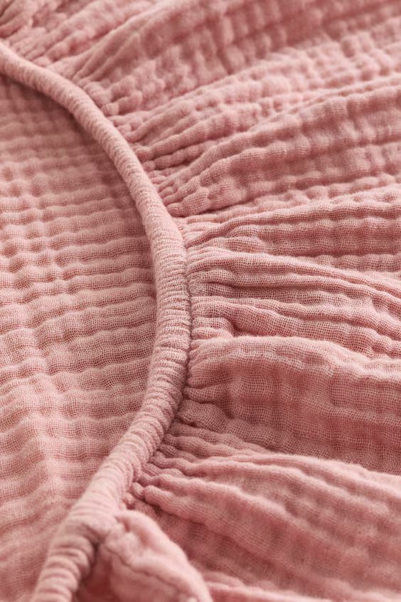 Простынь-чехол для детской кроватки из муселина