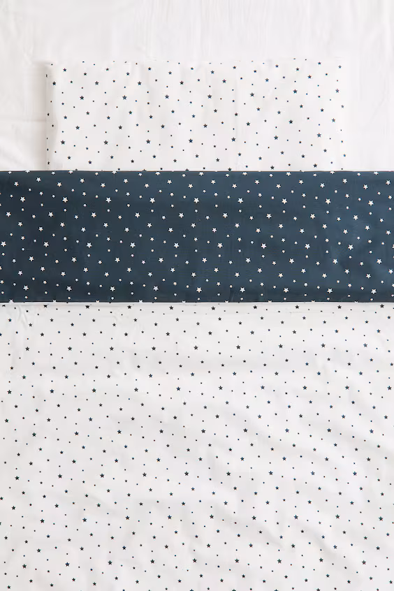 Комплект наволочек с рисунком для детской кроватки