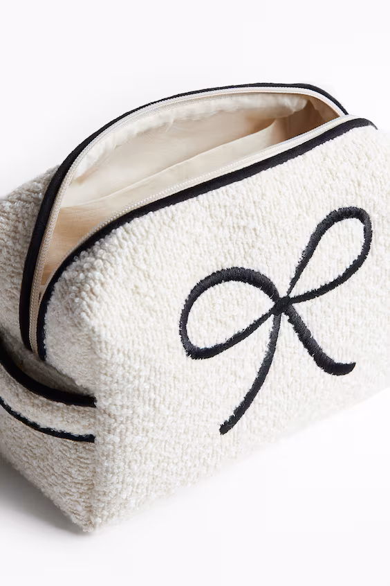 Сумка для пеленания с вышивкой из ткани букле