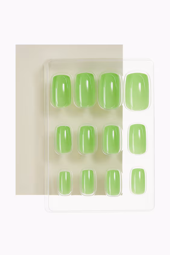 Наклейки для ногтей h&m