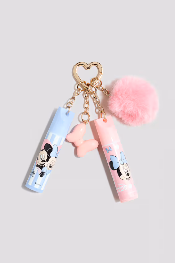 Брелок для ключей с бальзамом для губ