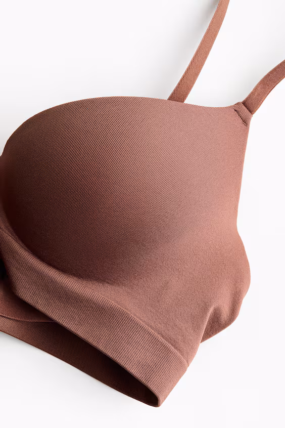 Бюстгальтер с эффектом супер пуш-ап без швов