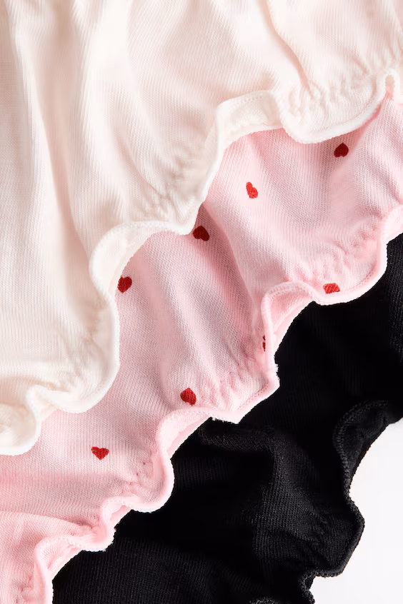 Набор из 3 трусов-стринг с оборками по краям