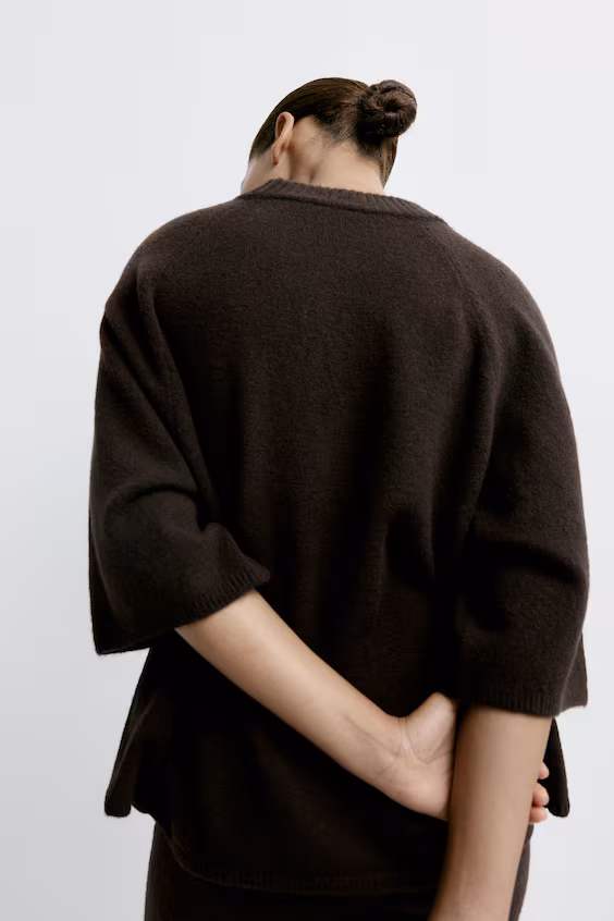 Свитер с короткими рукавами