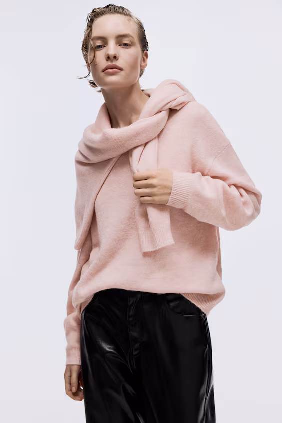 Свитер из трикотажа