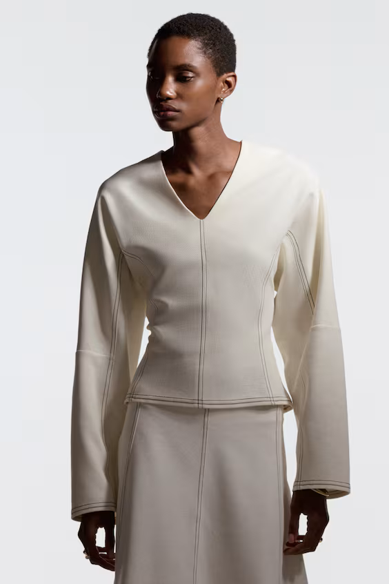 Свитер с v-образным вырезом