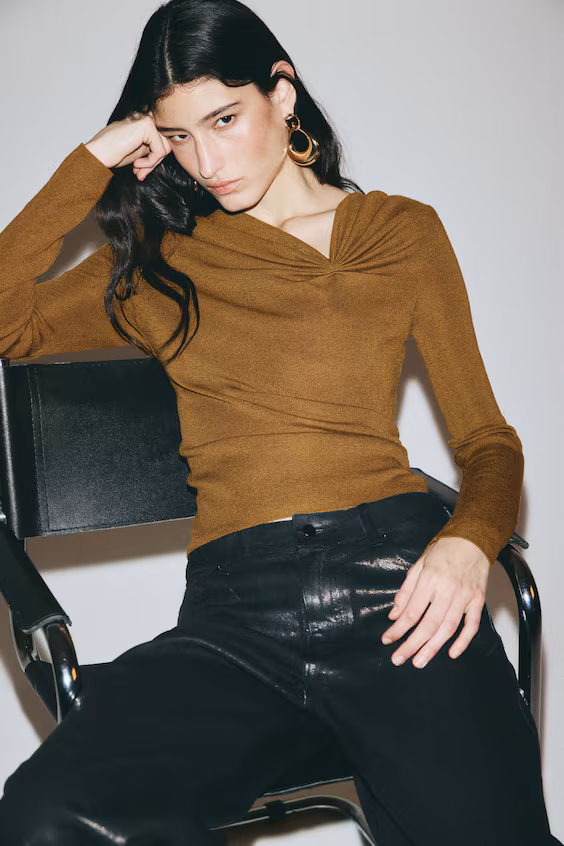 Свитер с драпировкой из вискозного микса