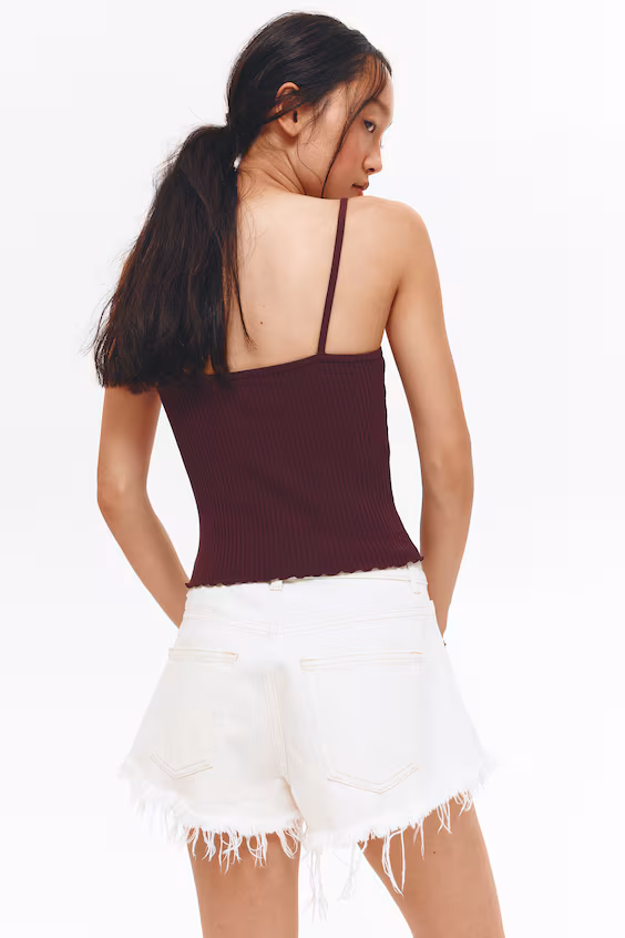 Топ-майка с кружевом