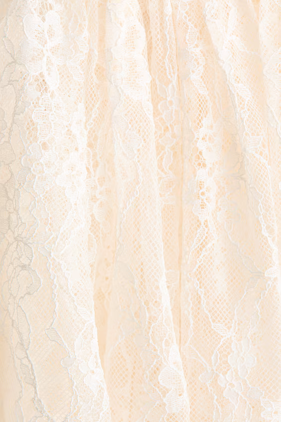 Оверсайз блузка из кружева