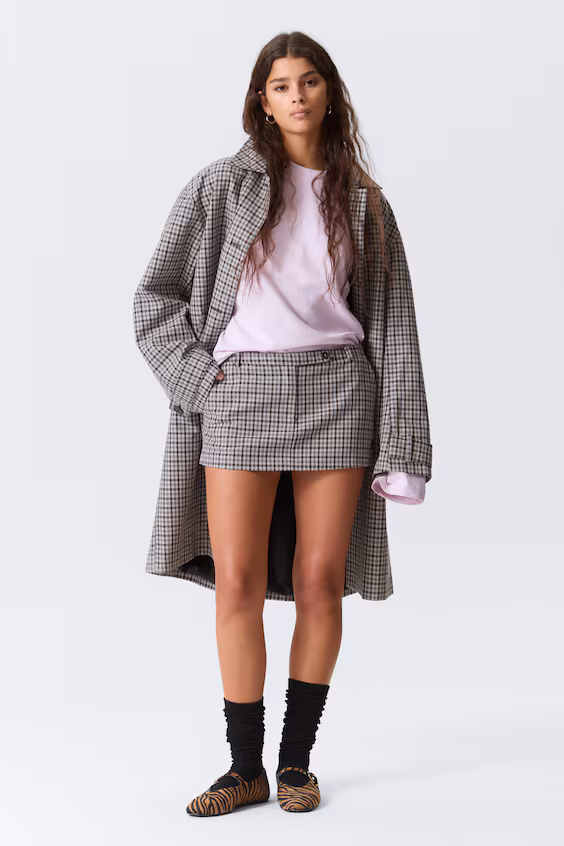 Мини-юбка с низкой талией в полоску, в обтяжку