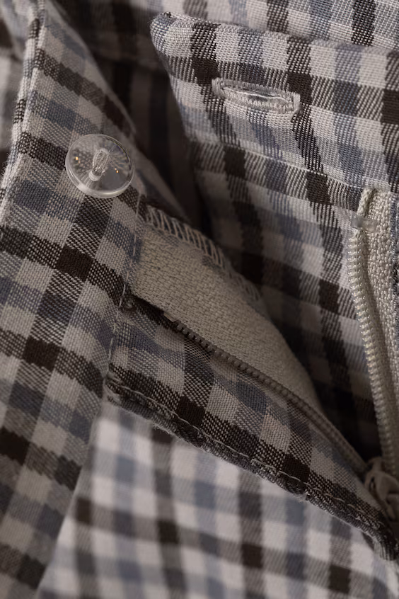 Мини-юбка с низкой талией в полоску, в обтяжку