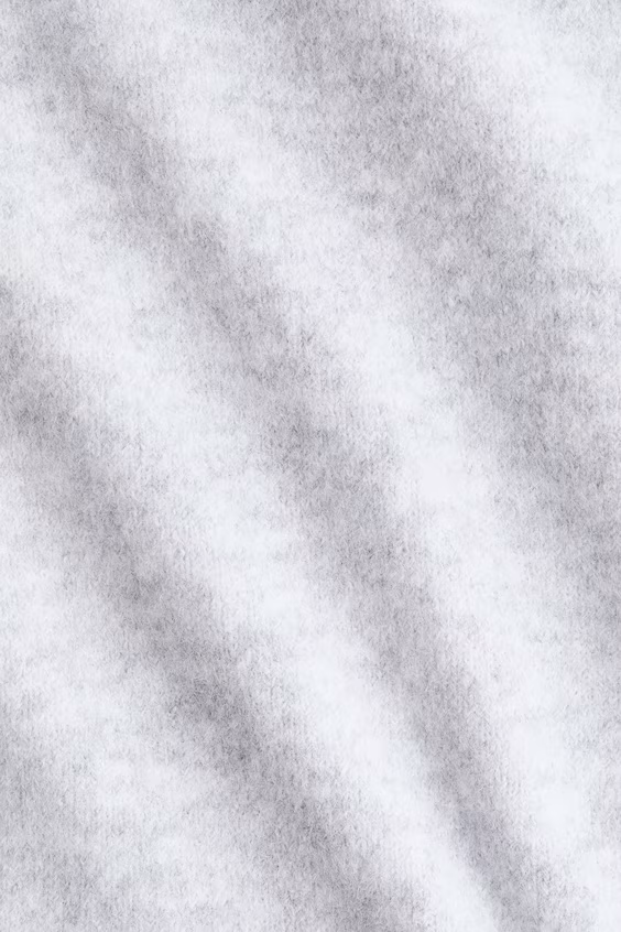 Брюки из тонкой вязаной ткани