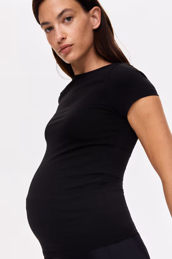 Топ mama с вырезом лодочкой