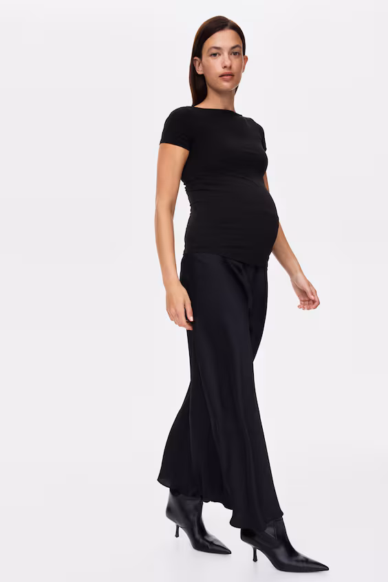 Топ mama с вырезом лодочкой