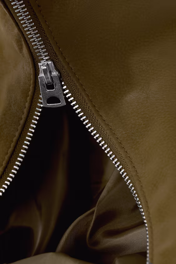 Средняя сумка с круглыми ручками