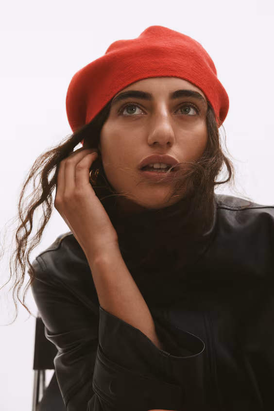 Шапка-берет из трикотажа