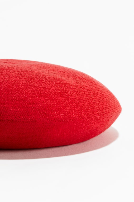 Шапка-берет из трикотажа