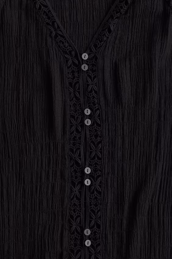 Платье с вставками из кружева