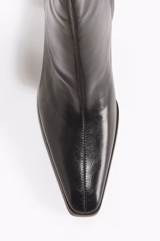 Ботильоны-носки на высоком каблуке