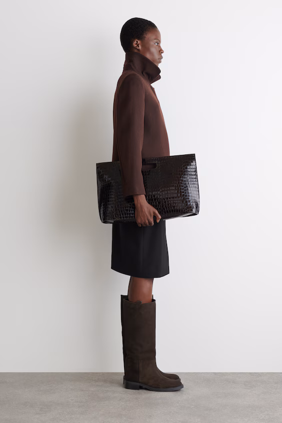 Высокие сапоги в стиле верховой езды из замши