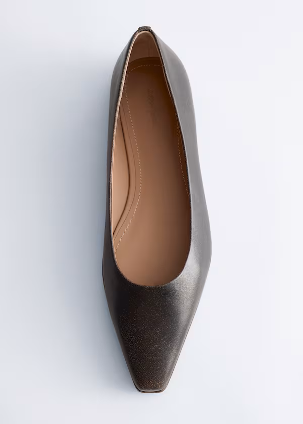 Туфли из кожи