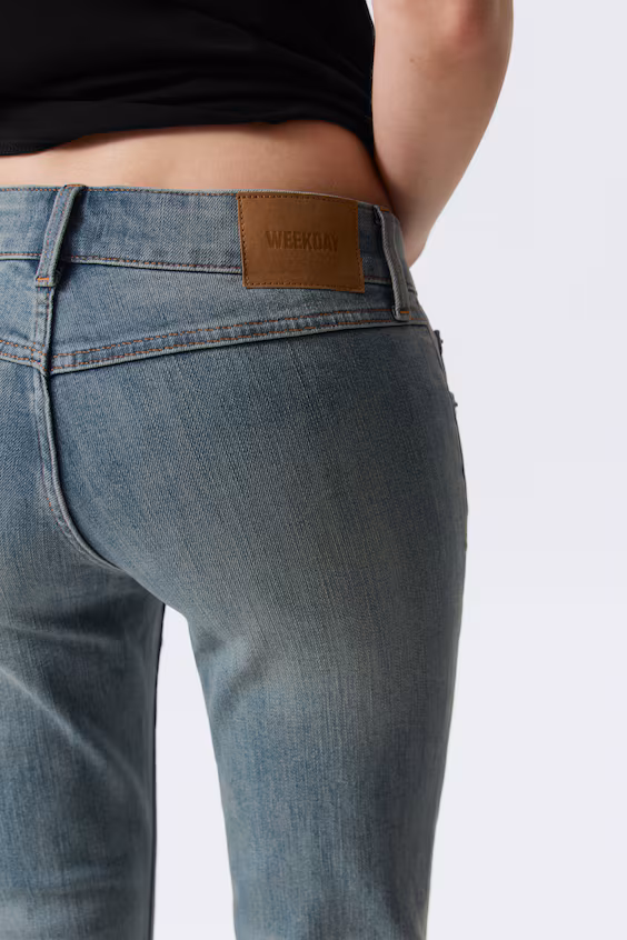 Джинсы bootcut skinny с низкой посадкой