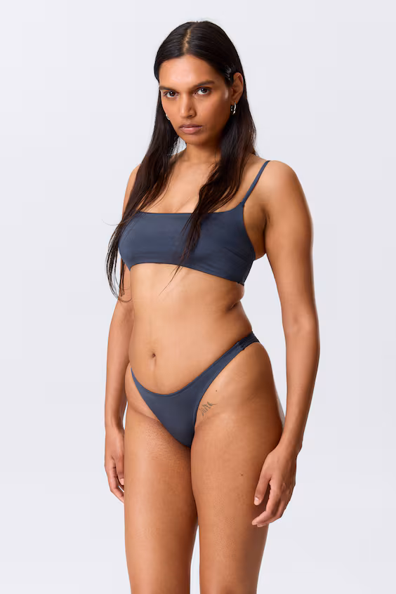 Бразильские бикини-трусы