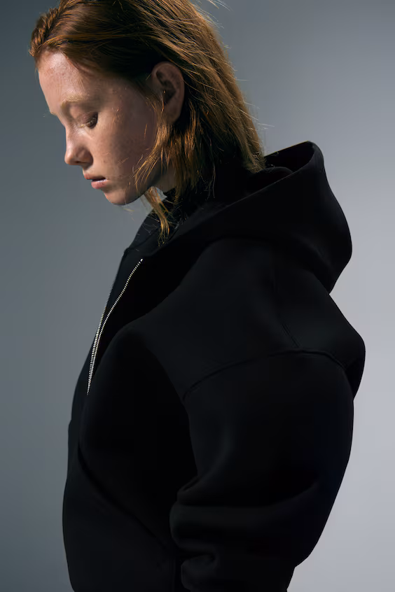 Оверсайз куртка с капюшоном и молнией