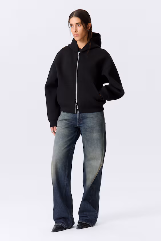 Оверсайз куртка с капюшоном и молнией