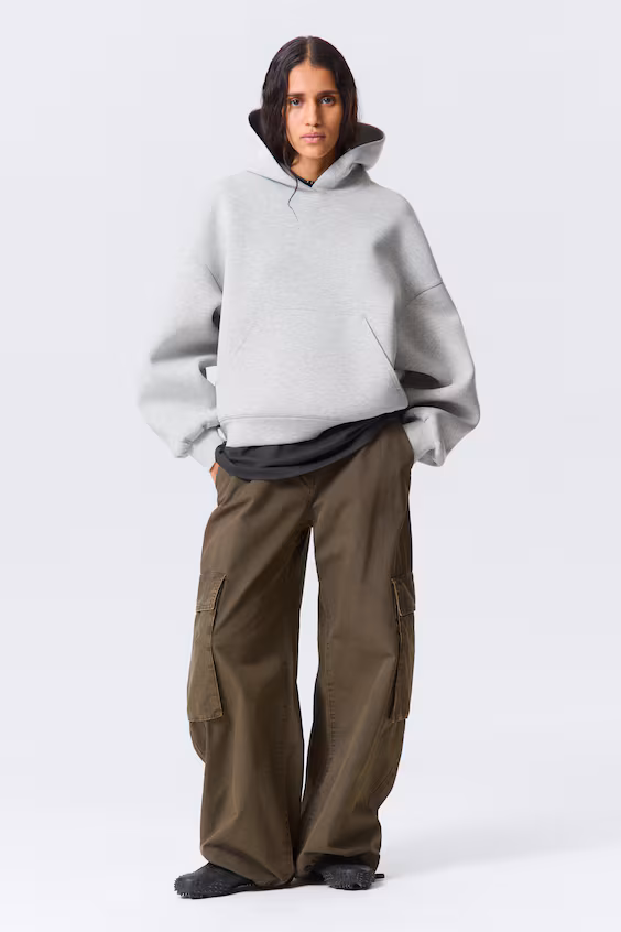 Оверсайзер с капюшоном свитер