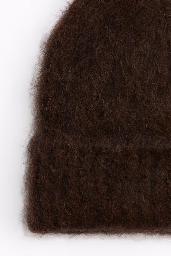 Шапка из рубчикового трикотажа смесовой альпаки